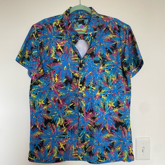 Retro Rifle 80’s Hawaiian shirt size medium - Picture 2 of 9